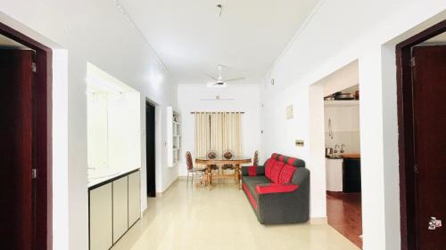 Hilltop Residency Home Stay Athirappilly