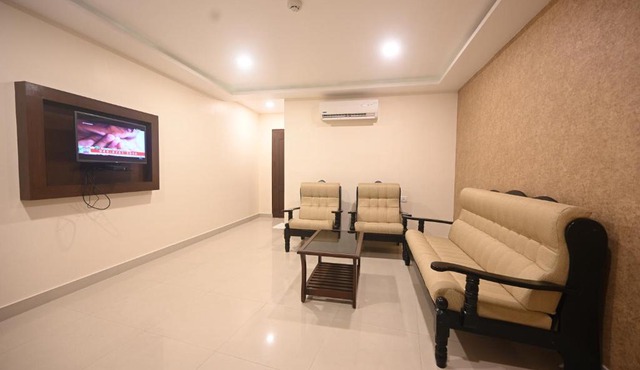 Hotel Bhagavath Gardens