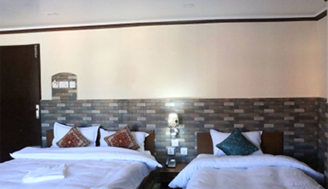 Hotel Crown in Tansen