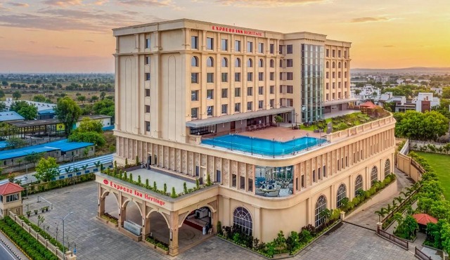 Hotel Express Inn Heritage Aurangabad Airport