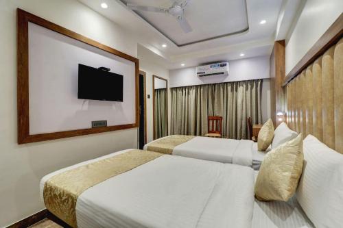 Hotel Flysky Rooms & Banquets