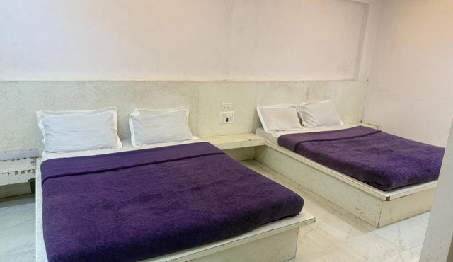 Hotel Golden Crown in Mahabaleshwar