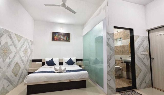 Hotel Hari Om Swimming Pool In Diu