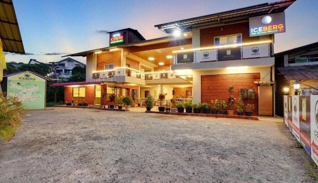 Hotel Iceberg Mahabaleshwar Venna Lake