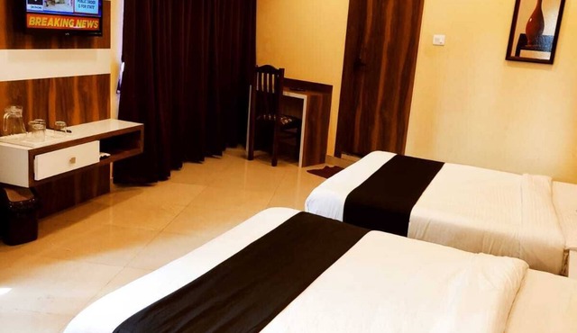 Hotel Keerthana Inn in Puttur