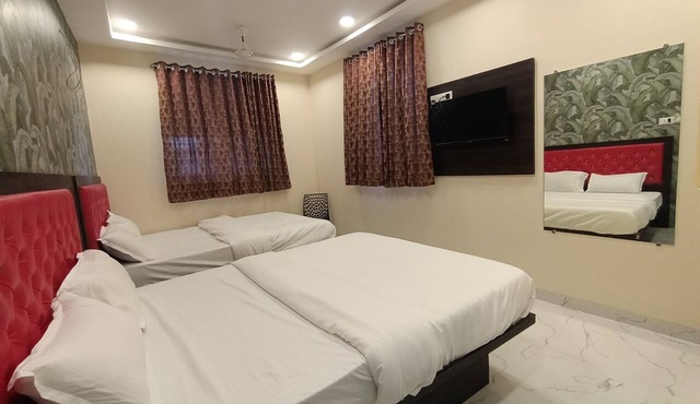 Hotel King Residency