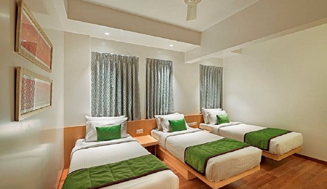 Hotel Leafio Marigold Marol