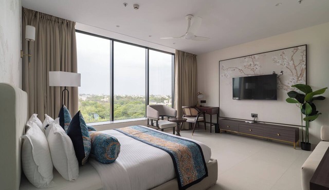 Hotel Lohara Inn