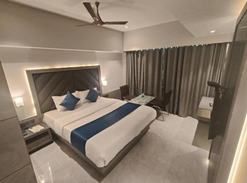 Hotel Nakshtra Residency Kalyan - Premium Couple Friendly