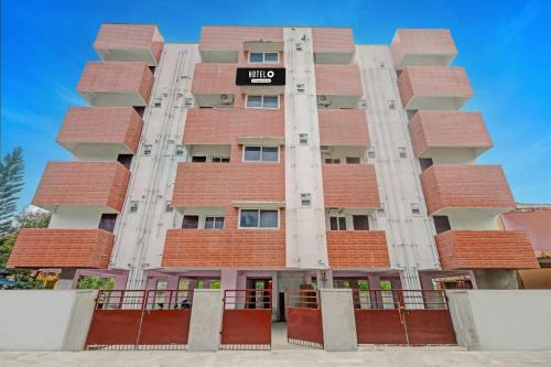 Hotel O Kilambakkam New Bus Terminal Formerly TAD Homes