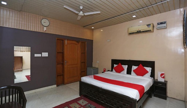 Hotel O Madhur Regency in Meerut