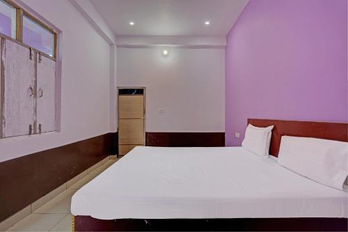 Hotel O Sky in Morādābād