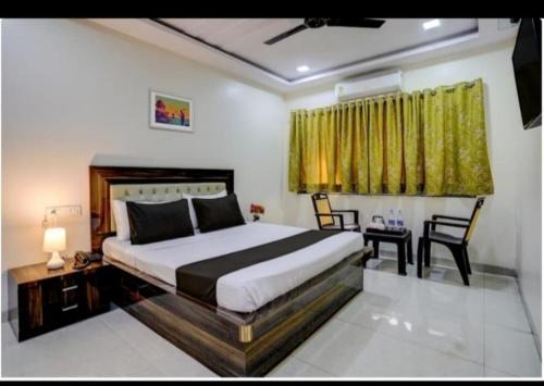 Hotel Om Sai And Lodging