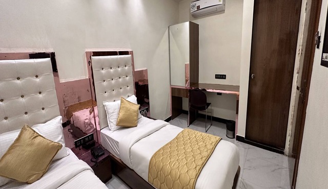 Hotel Orchid Inn - Andheri