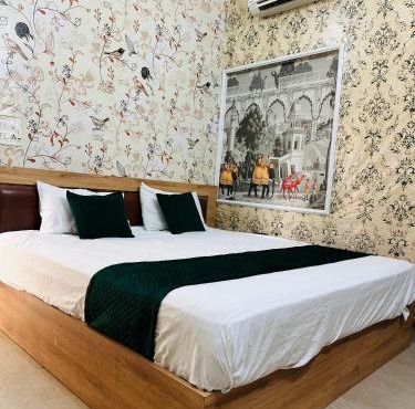 Hotel park view in Bathinda