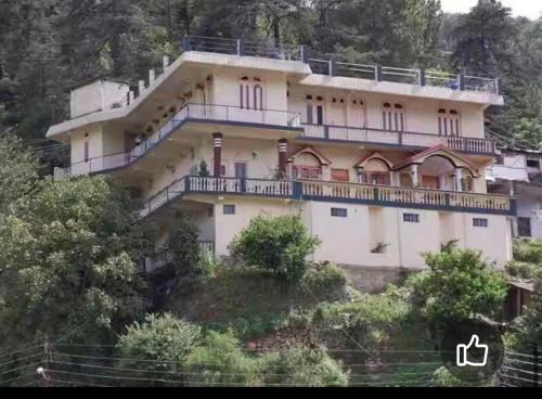 Hotel Pawan Hans in Barkot