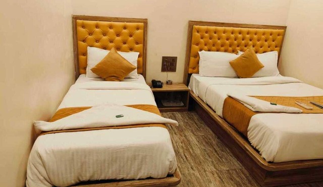 Hotel Royce BKC