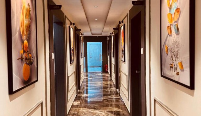 Hotel Saffron