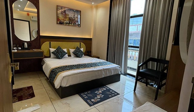 Hotel Shakuntla Palace 400 mts to Vishnupad Temple in Gaya