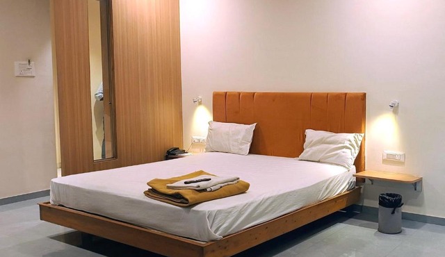 Hotel Stay Inn near Bhiwandi Thane Railway Station