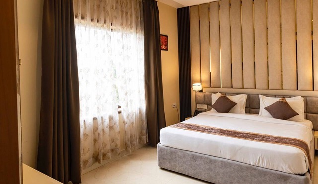 HOTEL THE FORT in Amroha
