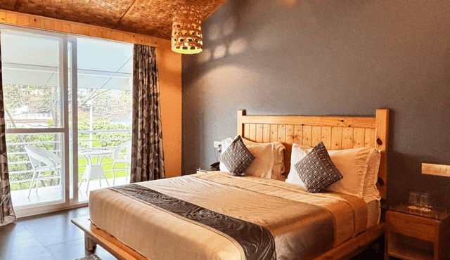 juSTa Lazy Haven Corbett in Ramnagar