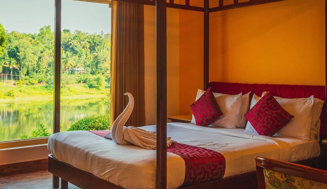 Karapuzha Village Resort