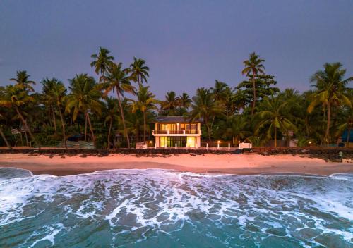 Karthiyayini By The Sea