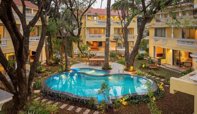 Kensho Villas Daisy with Private Pool Serene 5-BHK With Shared Pool & Lift, Near Popular Beaches by ELIVAAS