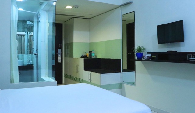 Keys Select by Lemon Tree Hotels, Thiruvananthapuram