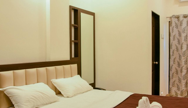 Malvan's Aishwarya Hotel