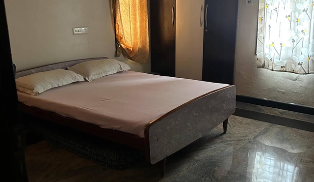 Marvelous 3-bedroom apartment with AC in vibrant Chennai