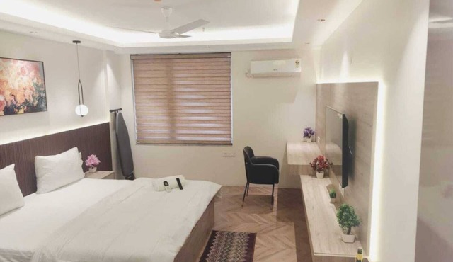 Metro Studio in Greater Noida