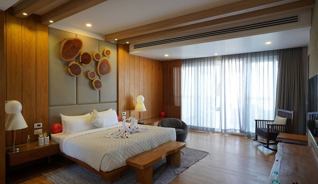 Moksha Himalaya Spa Resort in Kasauli