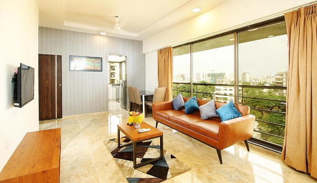 Mumbai House Luxury Apartments, Santacruz East