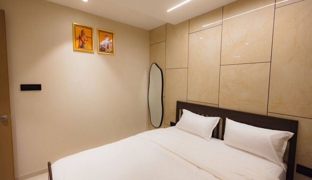 Nirrtul Crystal 1BHK Apartment Cozy & Quite