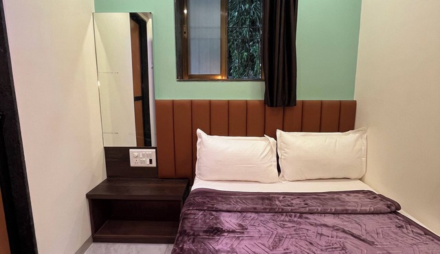 Parel Residency