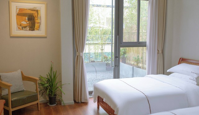 Phoenix Dragon M.I.C.E Hotel in Kunming