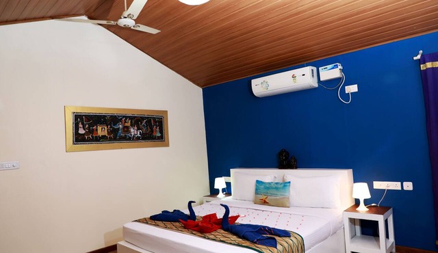 Phoenix Island Resort