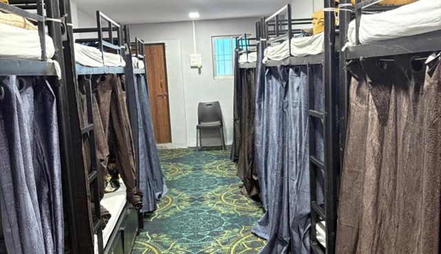 Quick stay hostel