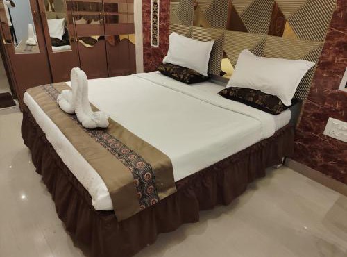 Rajahamsa Grand Inn