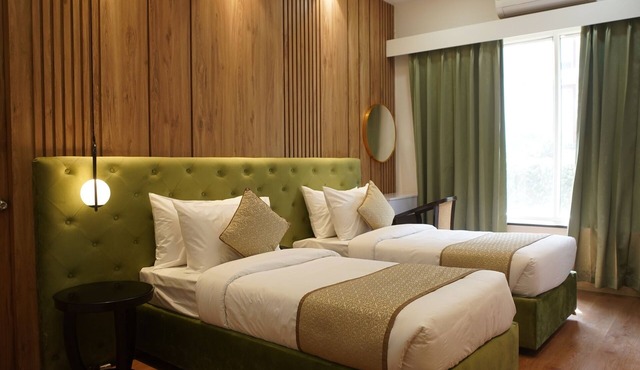 Royal Residence HUDA City Centre in Gurugram