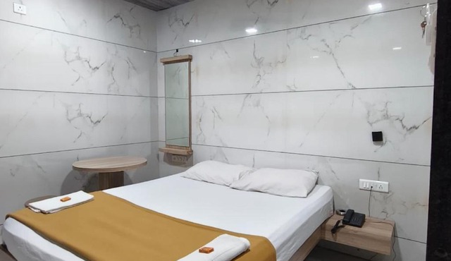 Sai Lodging And Boarding
