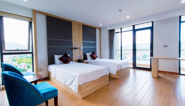Sakura Hotel in Hoa Binh