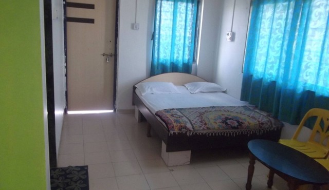 Samruddhi and Shree Inn Lodge