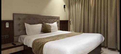 Shine Hospitality Residency