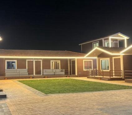 Sky View Resort in Devpar