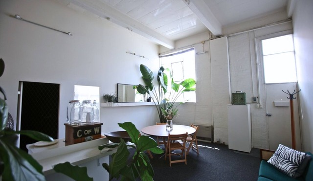 Spacious, 1 BR, Warehouse Conversion, Fitzroy in Melbourne