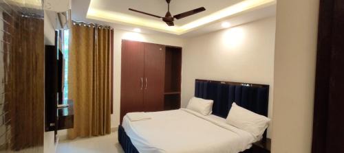 Sri Mahal Banquet And Resort