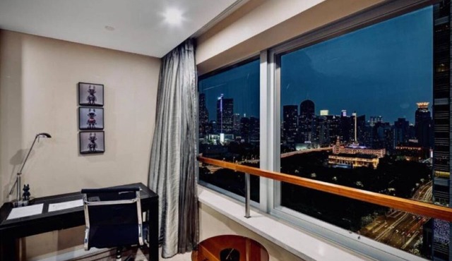 Studio Executive with View (Art Room) at Huaihai Road Huangpu Shanghai in Shang Hai Shi